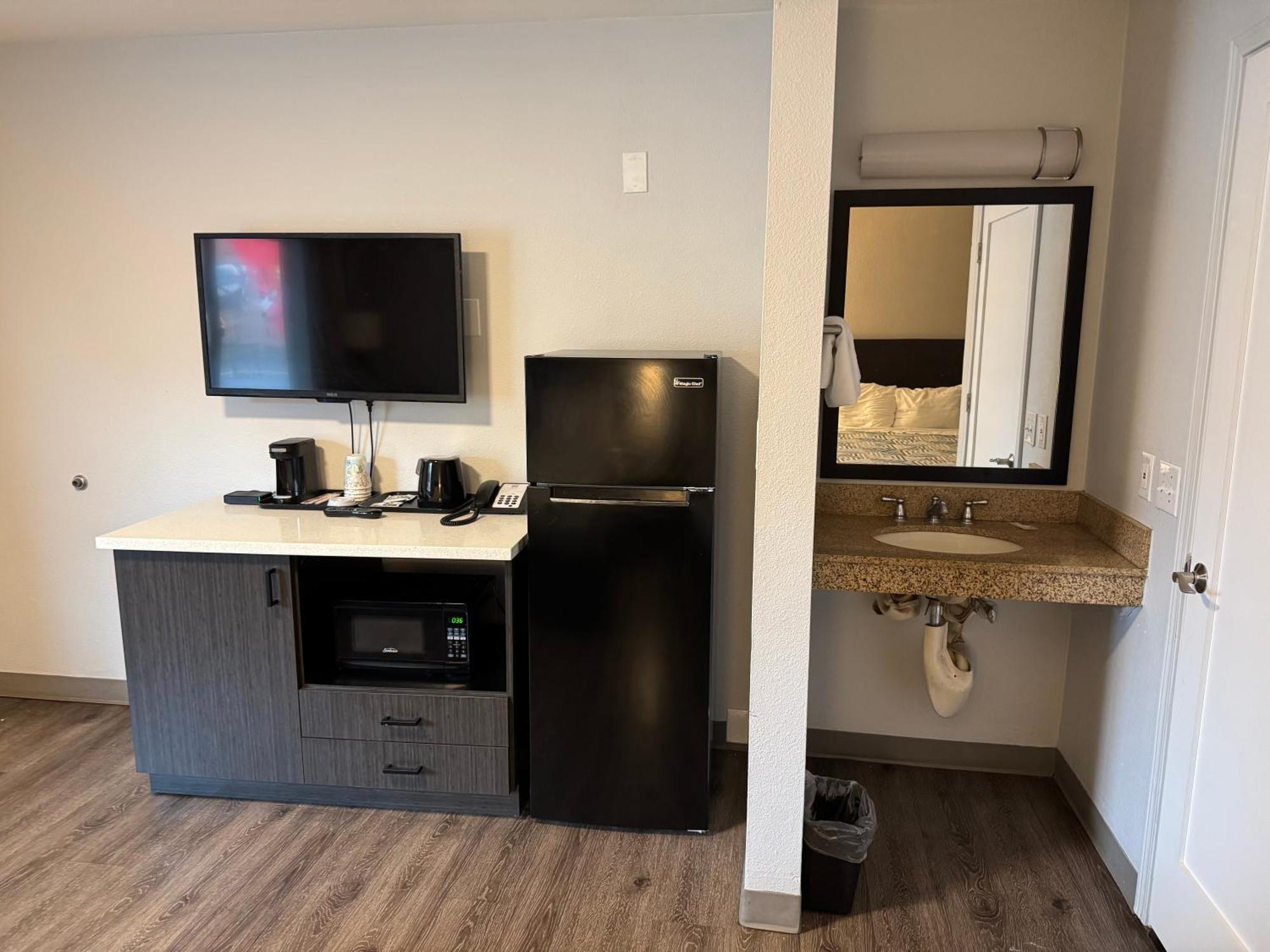 Studio 6 Suites Vancouver Wa Waterfront Kültér fotó